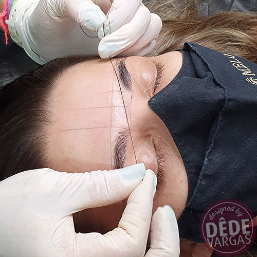 Dêde Vargas - Design de Sobrancelhas