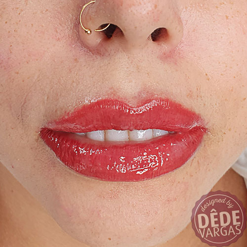 Dêde Vargas - Design de Sobrancelhas - labial