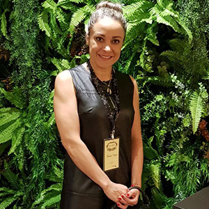 Dêde Vargas - Design de Sobrancelhas - Formações