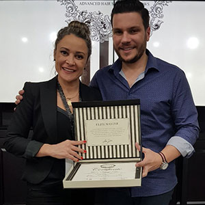 Dêde Vargas - Design de Sobrancelhas - Formações